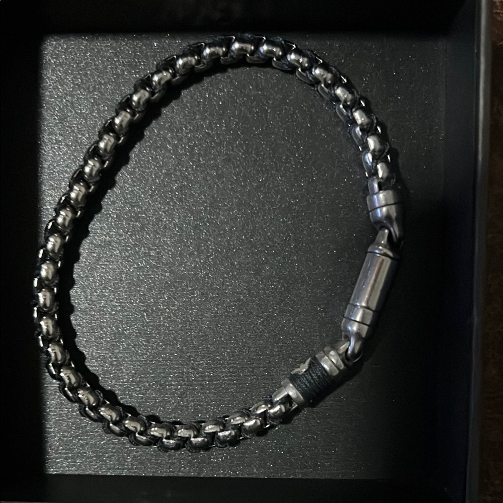 Emporio Armani silver chain bracelet in Black Suede Pouch and gift box.